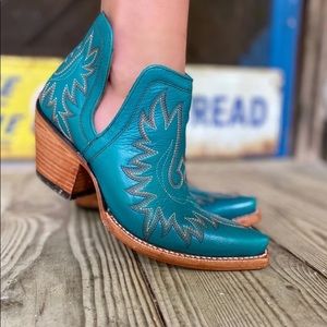 Ariat Dixon Booties